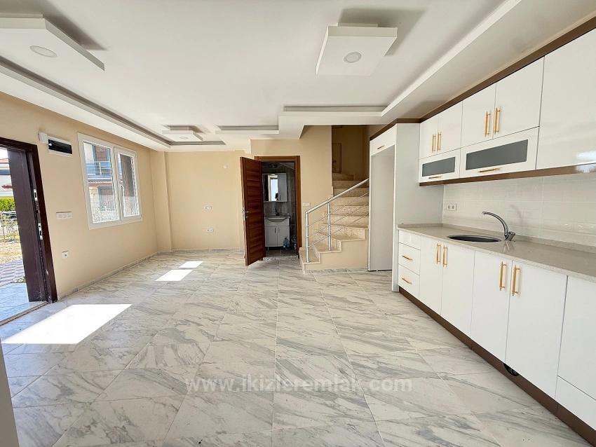 Single Detached 3+1 Villa With Large Garden For Sale In Seferihisar Doğanbey