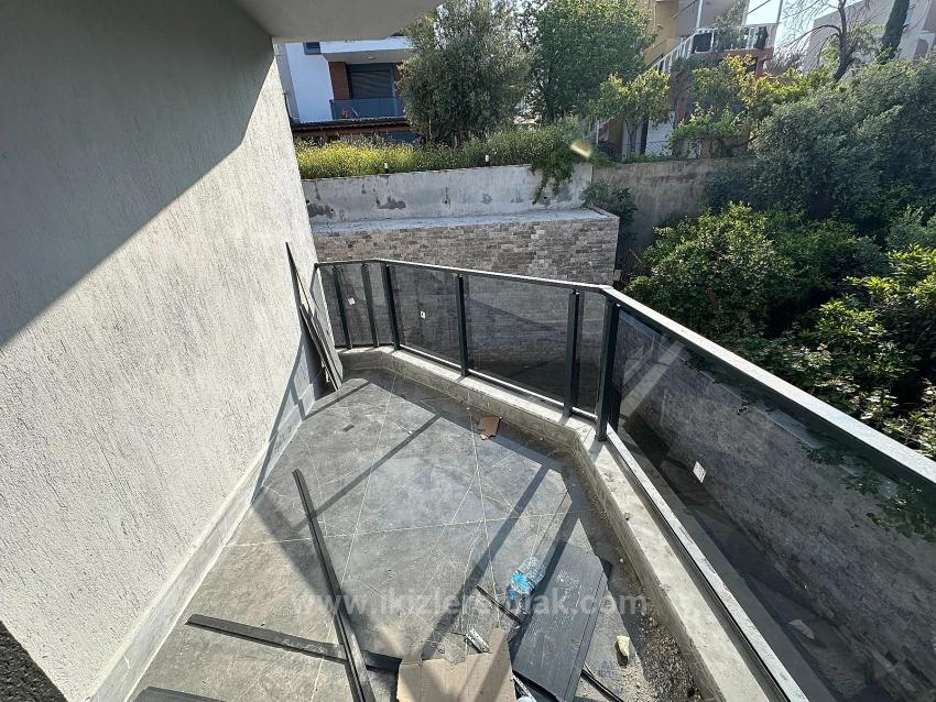 2+1 New Villa With Large Garden For Sale In Seferihisar Ürkmez