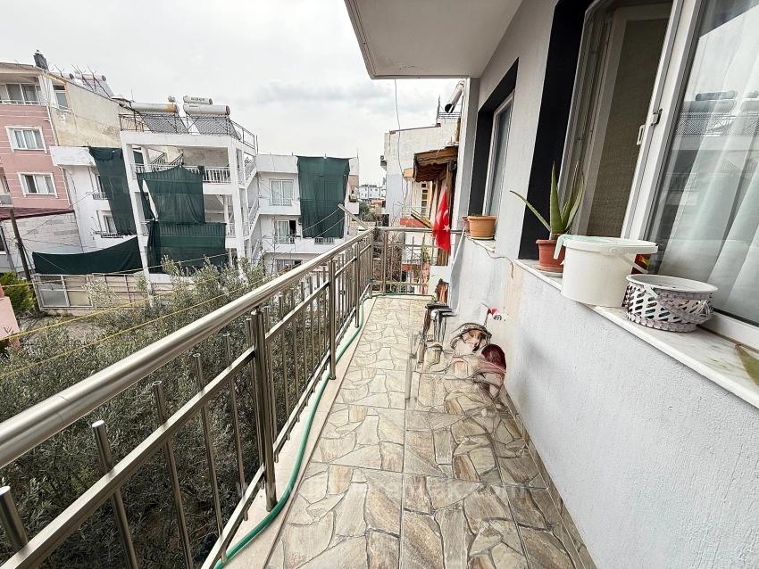 2+1 Apartment For Sale On Mid-Floor In Ürkmez Center, Seferihisar