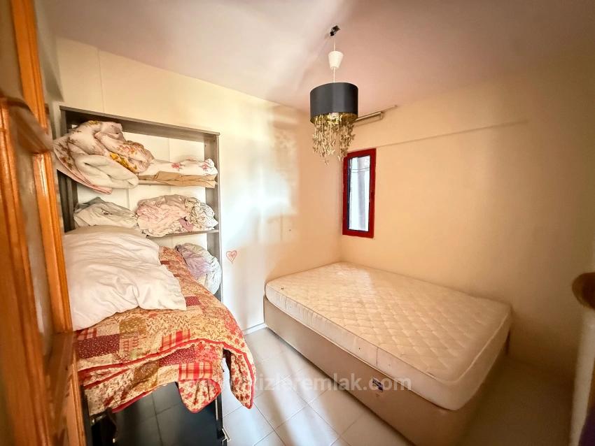 2+1 Mid-Floor Apartment For Sale In Seferihisar Ürkmez