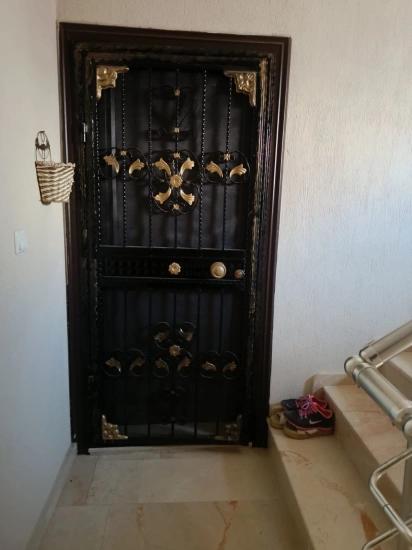 2+1 Mid-floor Apartment For Sale In Seferihisar Ürkmez Center