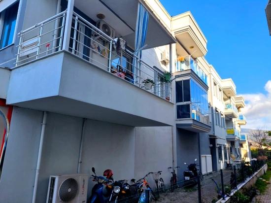 2+1 Middle Floor Flat For Sale In Seferihisar Ürkmez Center