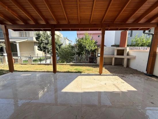 3+1 Villa With A Brand New Garden For Sale In Seferihisar Doğanbey, Close To The Sea