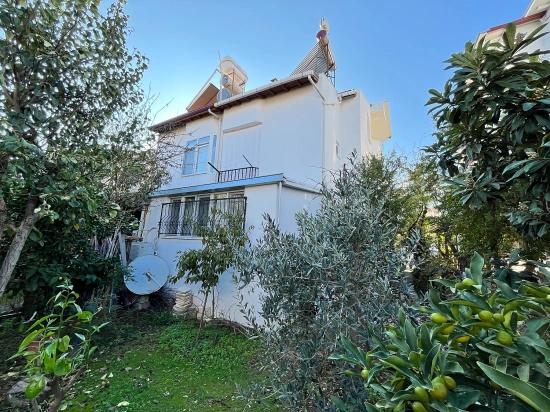 Detached 4+1 Duplex Villa For Sale In Seferihisar Doğanbey