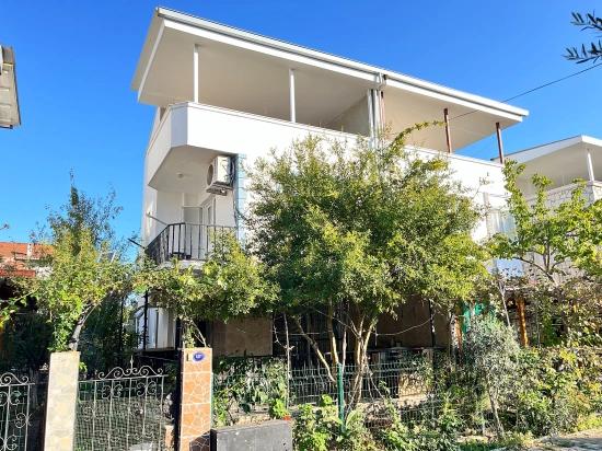 Detached 4+1 Duplex Villa For Sale In Seferihisar Doğanbey