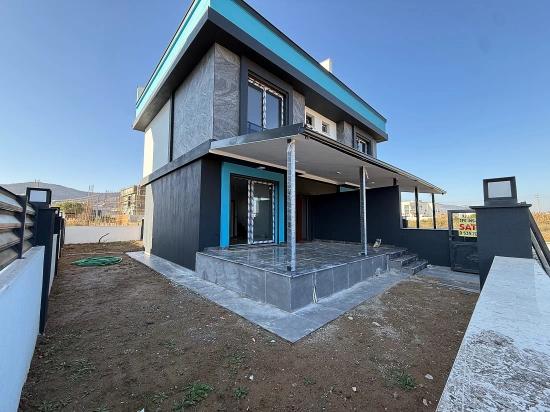 Brand New 2+1 Duplex Summer House With Garden For Sale In Doğanbey, Seferihisar.