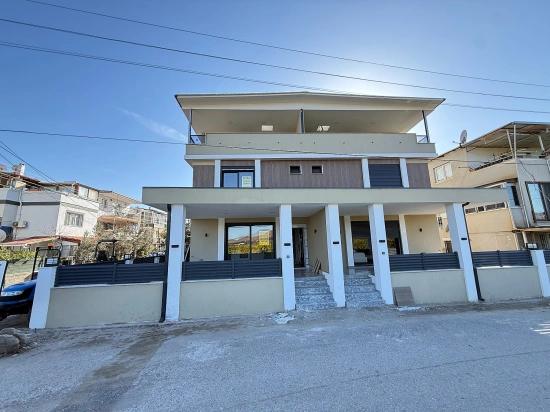 Luxury Brand New 3+1 Villa With Garden For Sale Near The Sea In Doğanbey, Seferihisar.