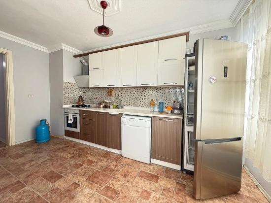 2 + 1 Mezzanine Floor Separate Kitchen 90 Meter² Flat In Seferihisar Ürkmez Center