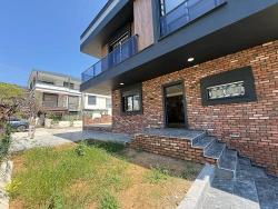 3+1 Bedroom Villa For Sale in Cumhuriyet Nbh. Seferihisar Doğanbey - 200 m²