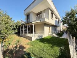 3+1 Bedroom Villa For Sale in Cumhuriyet Nbh. Seferihisar Doğanbey - 180 m²