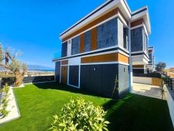 Single Detached House For Sale In Seferihisar Doğanbey With Large Garden And Panoramic Sea View