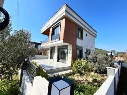 Brand New Detached 3+1 Spacious Villa For Sale In Ürkmez Doğanbey