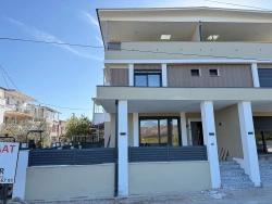 3+1 Bedroom Villa For Sale in Cumhuriyet Nbh. Seferihisar Doğanbey - 170 m²