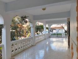 Detached 6+1 Villa With Garden For Sale In Doğanbey, Seferihisar