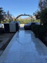 Ground Floor 2+1 Apartment With Garden For Sale In Seferihisar Ürkmez Center.