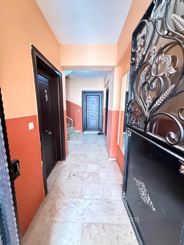 Продается Квартира 2+1 В Центре Сеферихисар-Юркмез, 80М2, 200М От Моря.