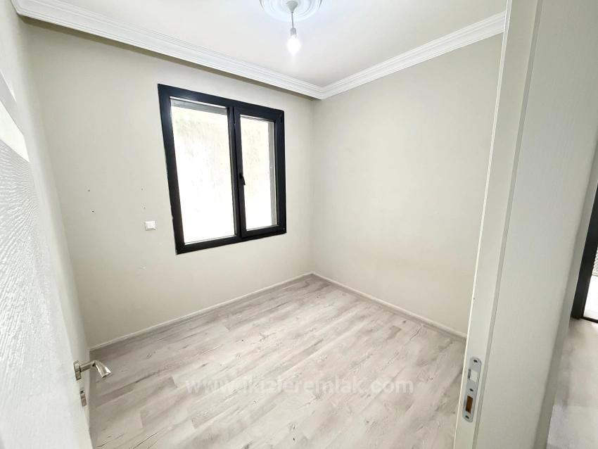 Квартира 1+1 На Первом Этаже В Уркмезе, В 100 Метрах От Моря, От Компании İkizler.