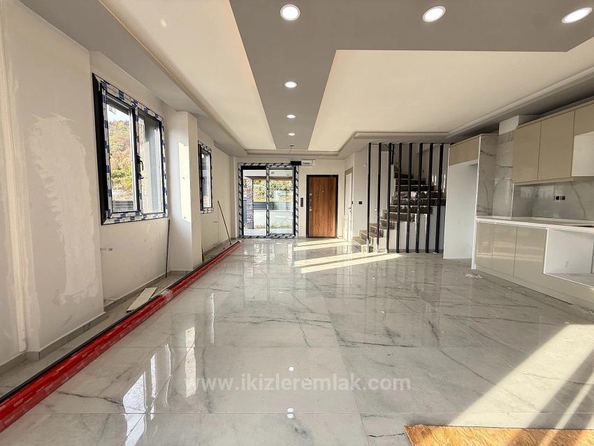 Отдельная Вилла 3+1 С Садом На Продажу В Центре Сеферихисар Доганбей