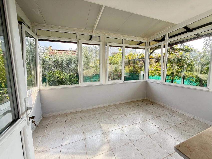 Вилла 4+1 С Большим Садом На Продажу В Центре Сеферихисар Доганбей