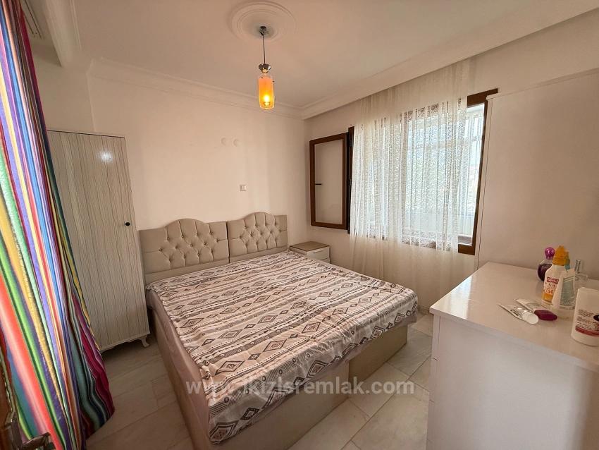 Срочная Продажа Виллы 3+1 С Большим Садом В Центре Сеферихисар Доганбей