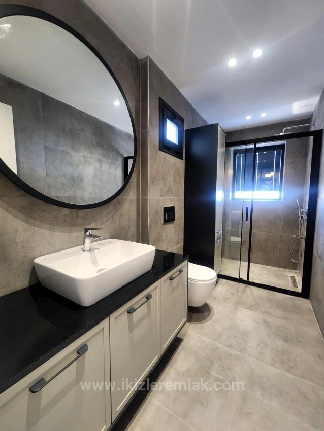 Продается Отдельный Дом В Районе Сеферихисар-Доганбей С Большим Садом И Панорамным Видом На Море