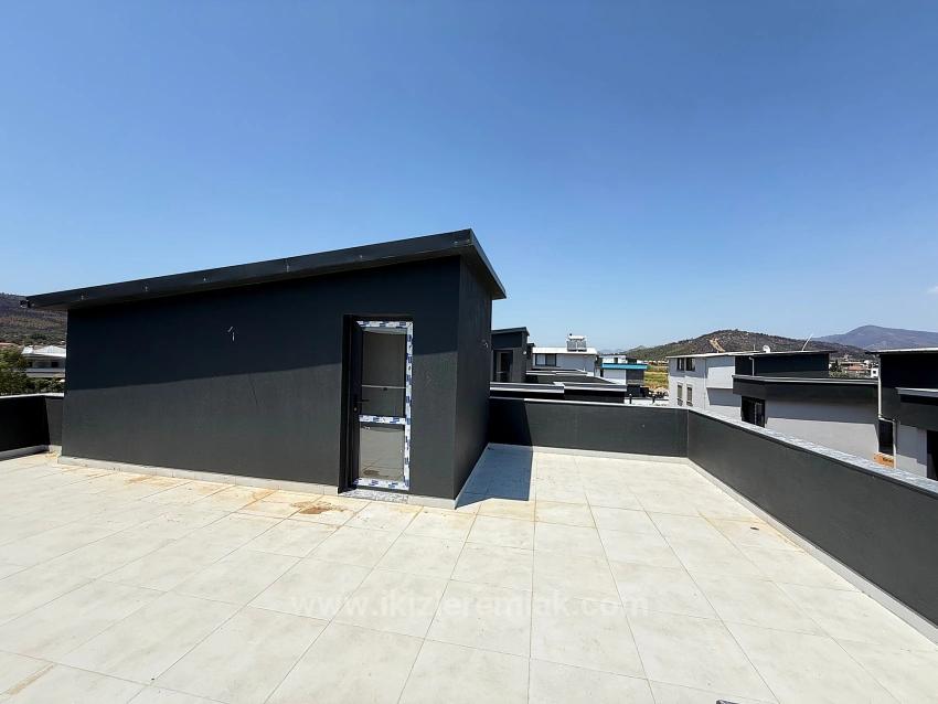 Вилла 2 + 1 С Отдельным Садом На Продажу В Сеферихисар Доганбей