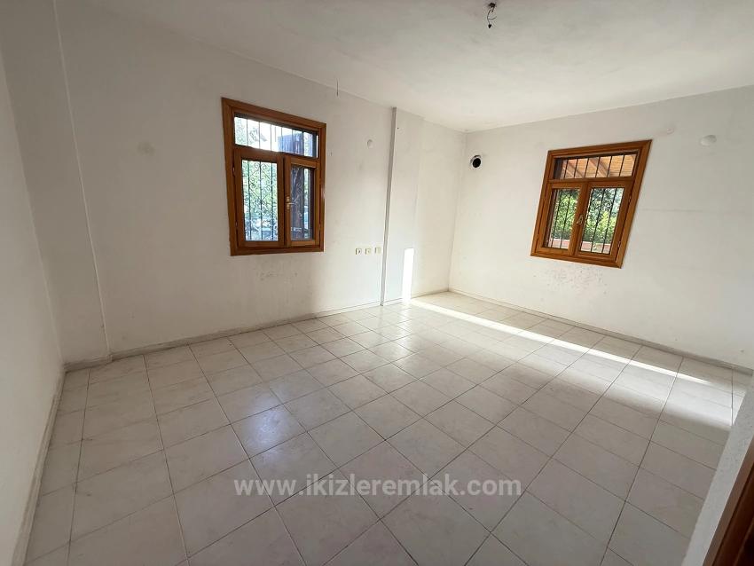 Квартира 1+1 На Продажу В 200 Метрах От Моря В Сеферихисар-Юркмез