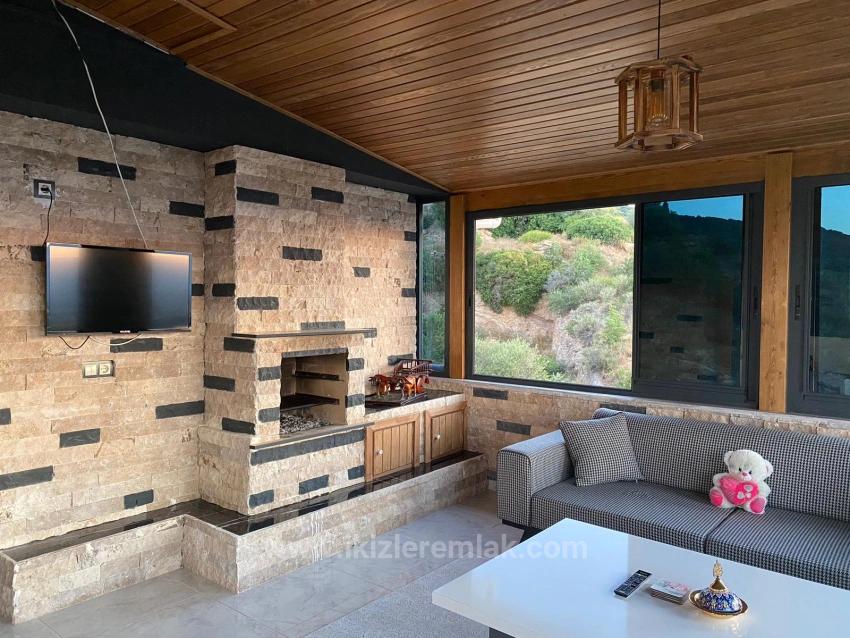 Отдельная Вилла 3+1 С Видом На Море И Бассейном На Продажу В Сеферихисаре Доганбей