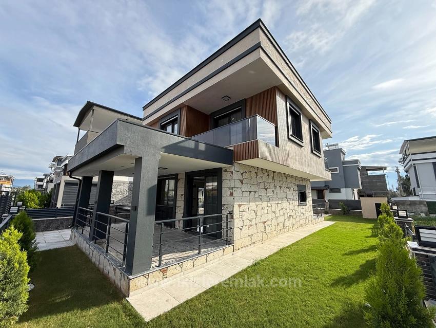 Совершенно Новая Роскошная Отдельная Вилла С Бассейном На Продажу В Сеферихисаре Доганбей