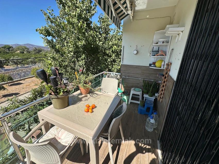 Квартира 2+1 На Продажу В Центре Сеферихисар-Юркмез, Недалеко От Моря