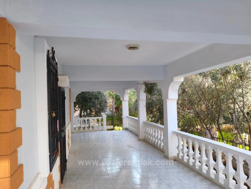 Отдельная Вилла 6+1 С Садом На Продажу В Доганбее, Сеферихисар