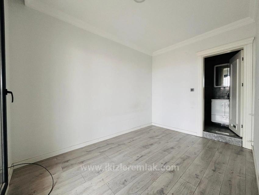 Дуплекс 3+1 На Продажу В Центре Сеферихисар Доганбей