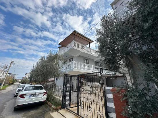 В Сеферихисаре Doğanbey Продается 4+1 Вилла В 500М От Моря