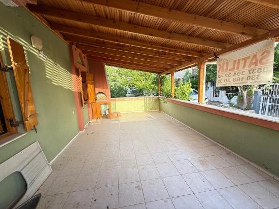 Квартира 1+1 На Продажу В 200 Метрах От Моря В Сеферихисар-Юркмез