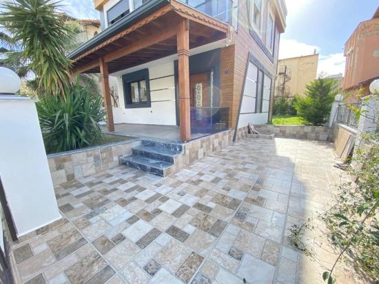 Новая Отдельная Вилла 3+1 На Продажу У Моря В Доганбее