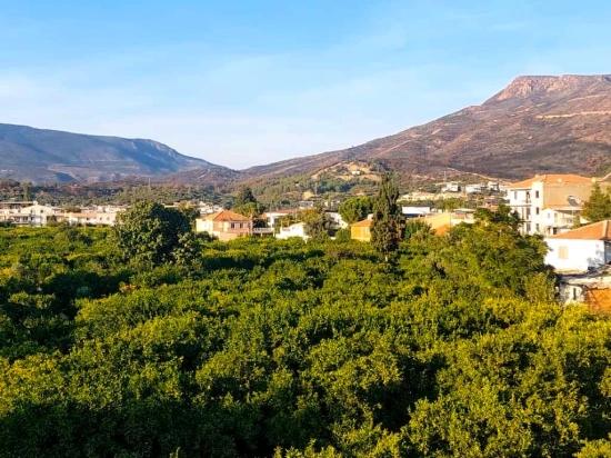 Продажа Квартиры 2+1 В Районе Сеферихисар-Юркмез, Отдельная Кухня