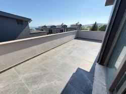 Для Продажи Вилла 3+1 в Cumhuriyet Seferihisar Doğanbey - 160 m²