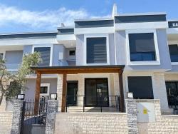 2+1 Совершенно Новый Дуплекс Летний Дом На Продажу В Центре Сеферихисара Доганбей