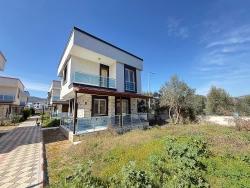 Для Продажи Семейный Дом 3+1 в Cumhuriyet Seferihisar Doğanbey - 180 m²