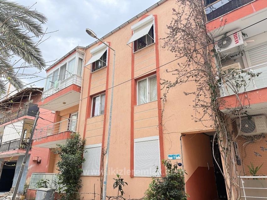 Seferihisar Ürkmez Mersin Alanı Mah. Satılık 2+1 Daire - 90 m²