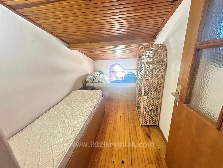 Seferihisar Doğanbey'de Satılık 3 + 1 Müstakil Havuzlu Villa