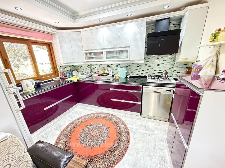 Seferihisar Doğanbey'de Satılık 4+1 Tek Müstakil Bahceli Villa