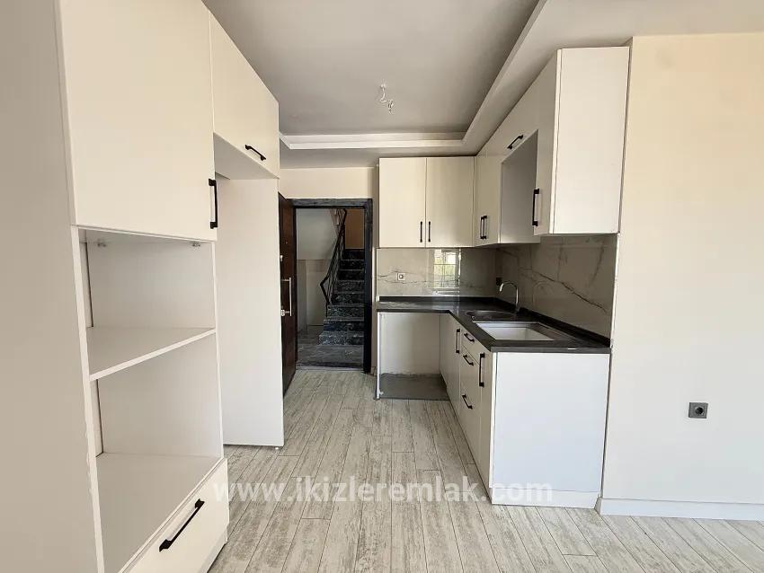 Seferihisar Doğanbey'de Satılık 1+1 Deniz Tarafında Satılık Daire