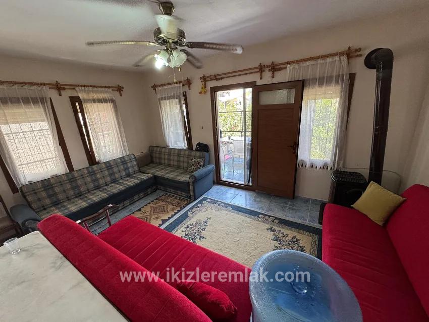 Seferihisar Ürkmez Bengiler Mah. Satılık 2+1 Daire - 80 m²