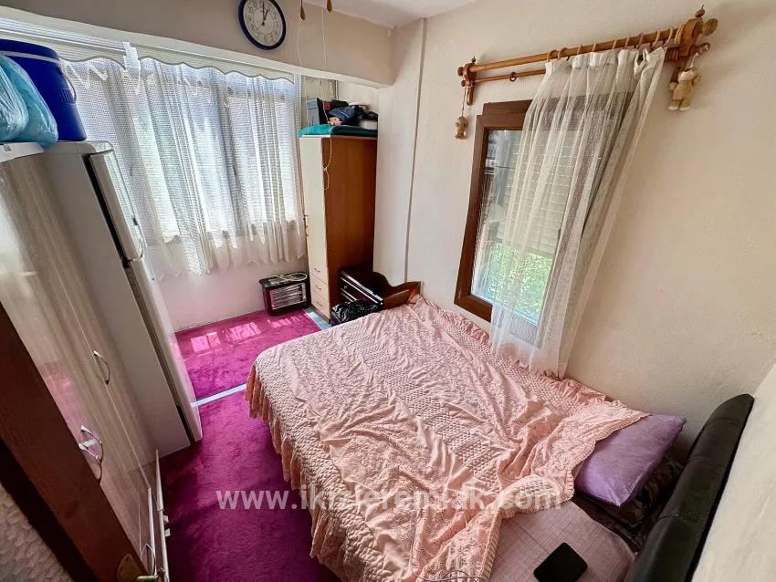 Doğanbey'de Satılık Ara Kat 2+1 Deniz Tarafında 70 Metre² Daire