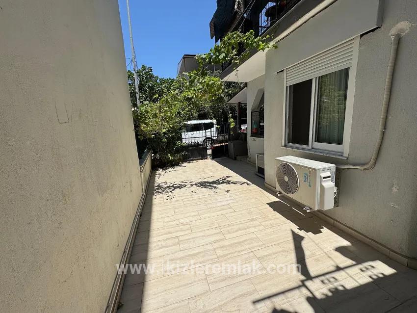 Doğanbey'de Satılık Ara Kat 2+1 Deniz Tarafında 70 Metre² Daire