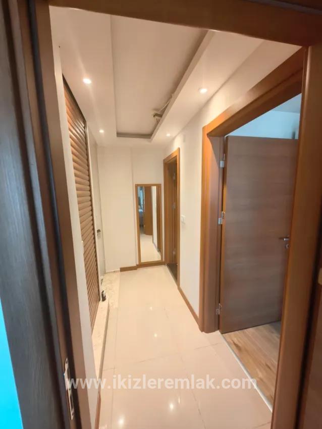Gümüldür'de Denize 100m Full Eşyalı Geniş Bahçeli Villa