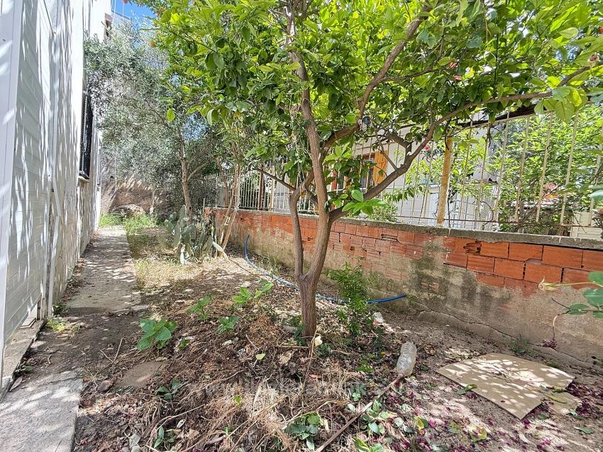 Ürkmez'de Denize 250 M, Uygun Fiyat Satılık 3+1 Bahçeli Daire