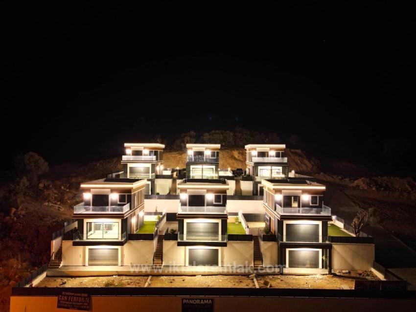 Seferihisar Doğanbey’de Satılık Tek Müstakil Geniş Bahçeli Panoramik Deniz Manzaralı