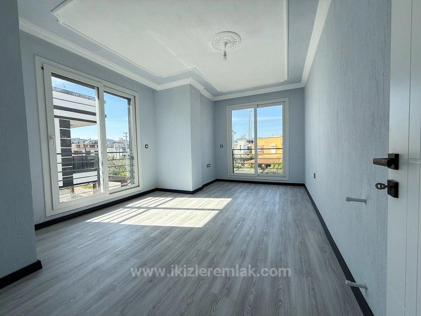 Seferihisar Doğanbey‘de 300 M2 Arsa İçinde Tek Müstakil 3 + 1 Dubleks Villa